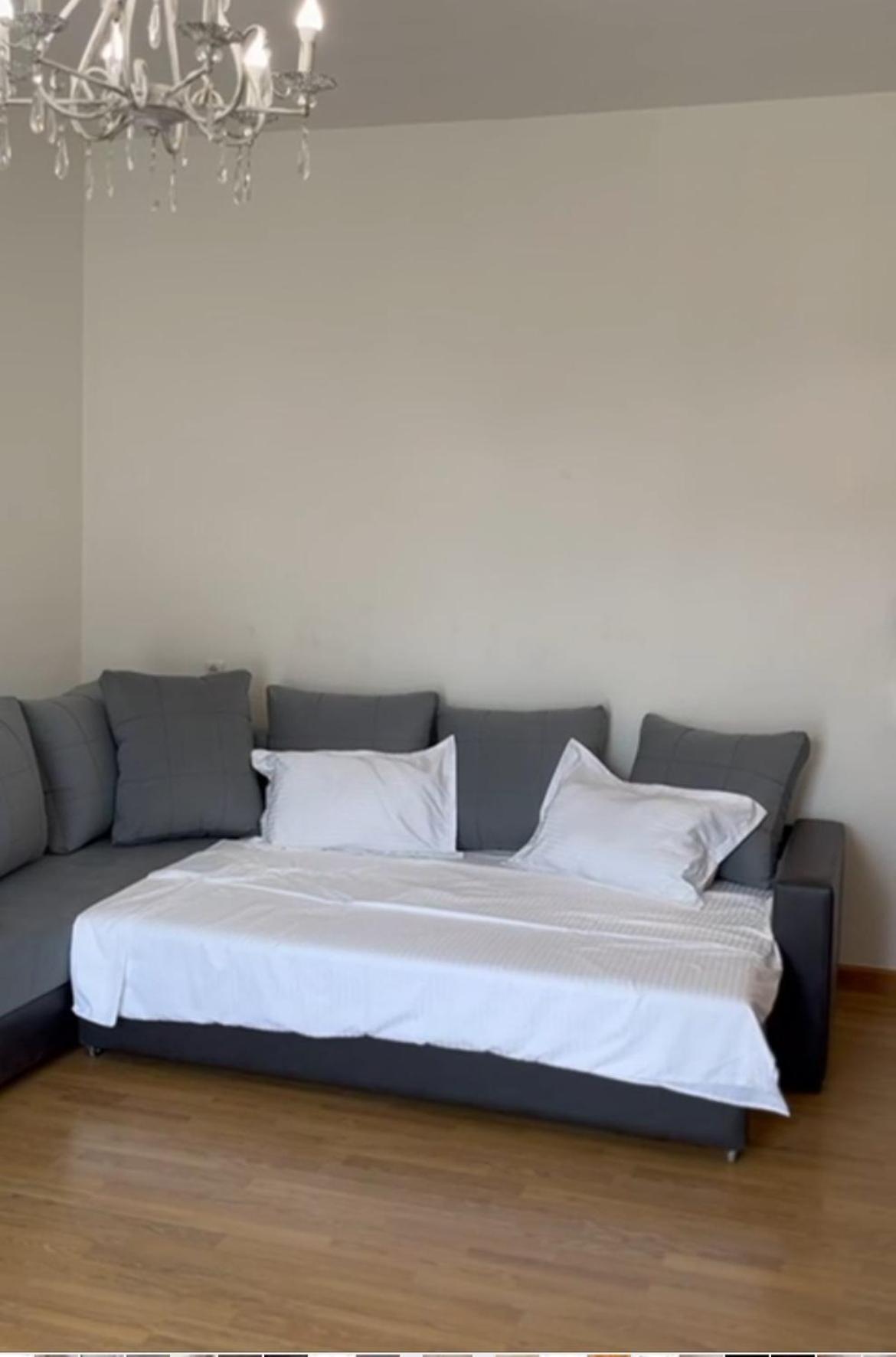 יירבאן Komitas Apartement מראה חיצוני תמונה